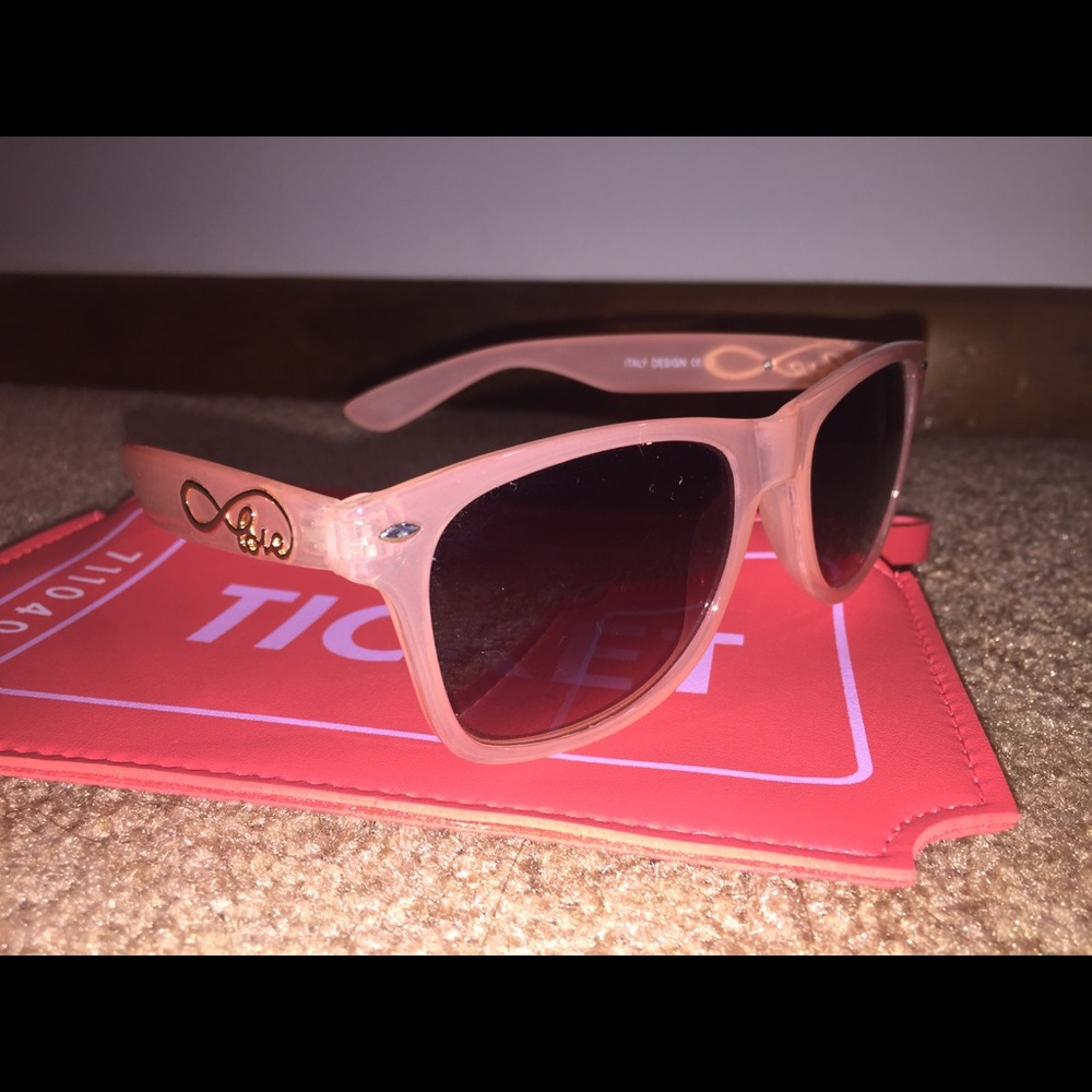 Love Shades 🌸